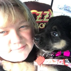 Meet your Posher, Cheltzie